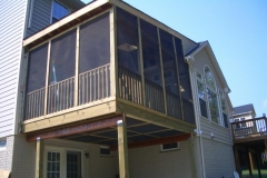 blogmedia-100215055420_screened_porch2